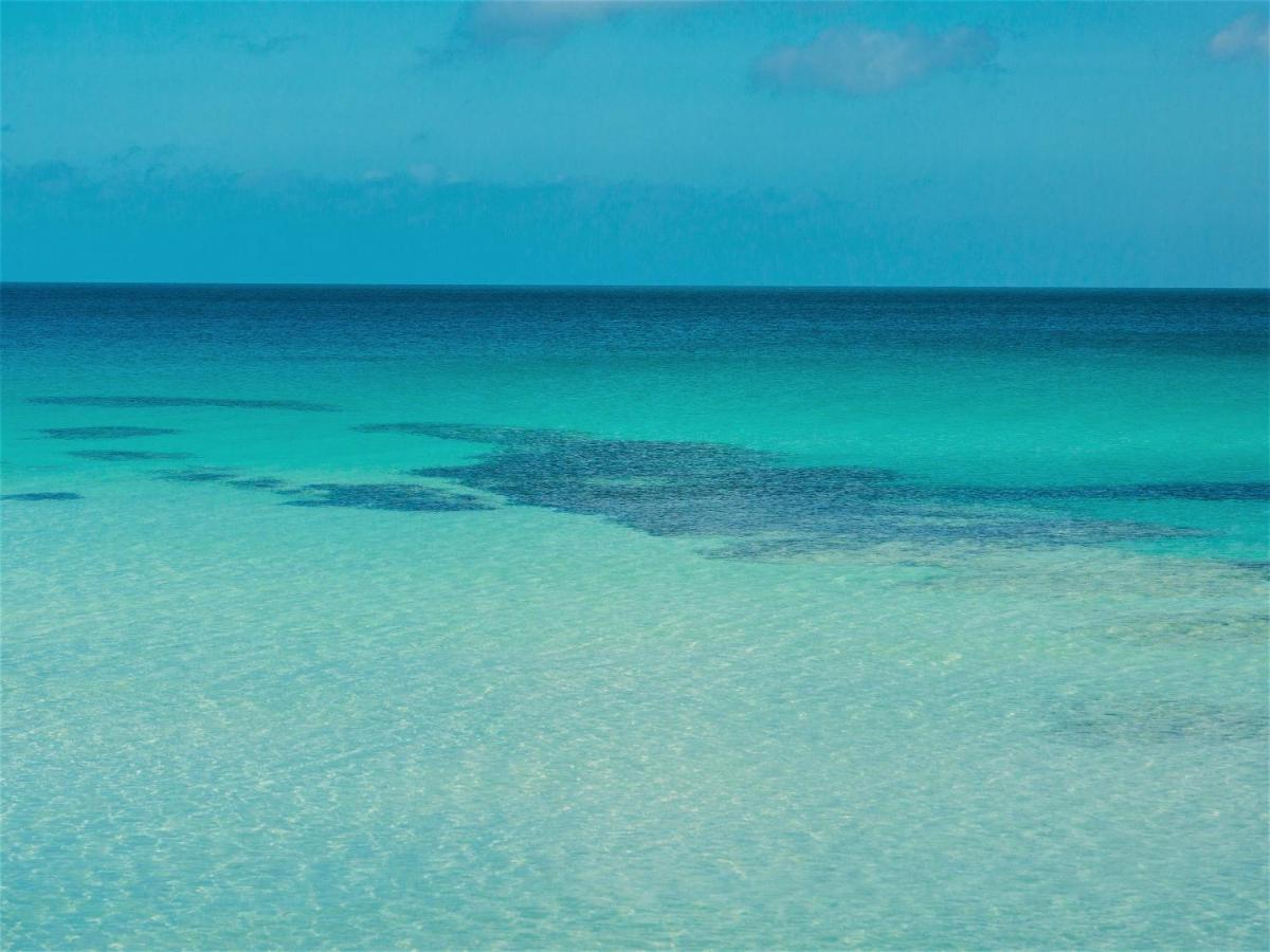 Central Resort Miyakojima Exteriör bild